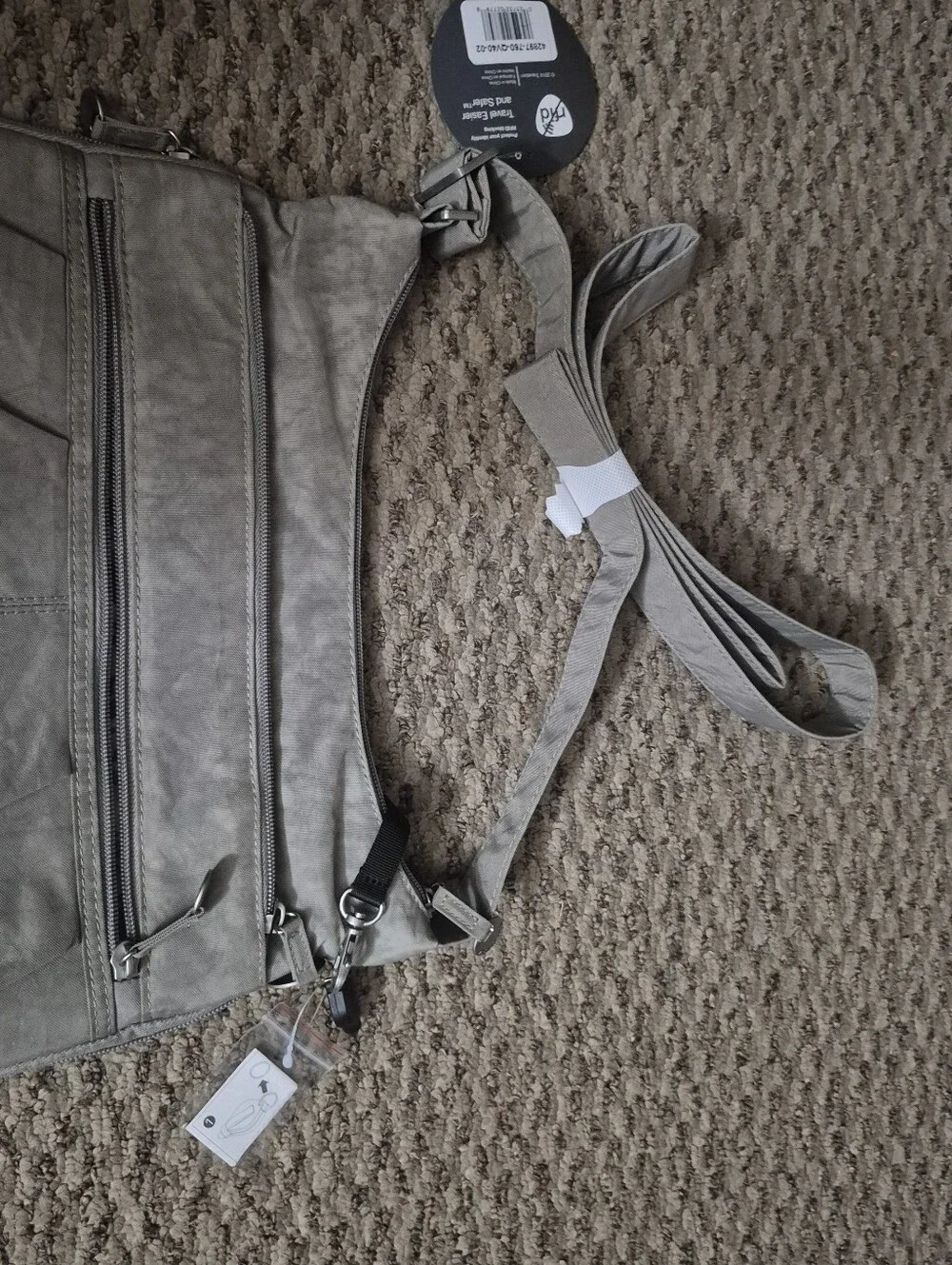 Vintage Travelon RFID Blocking Expandable Crossbody Bag & Wallet with Tags-Gray
